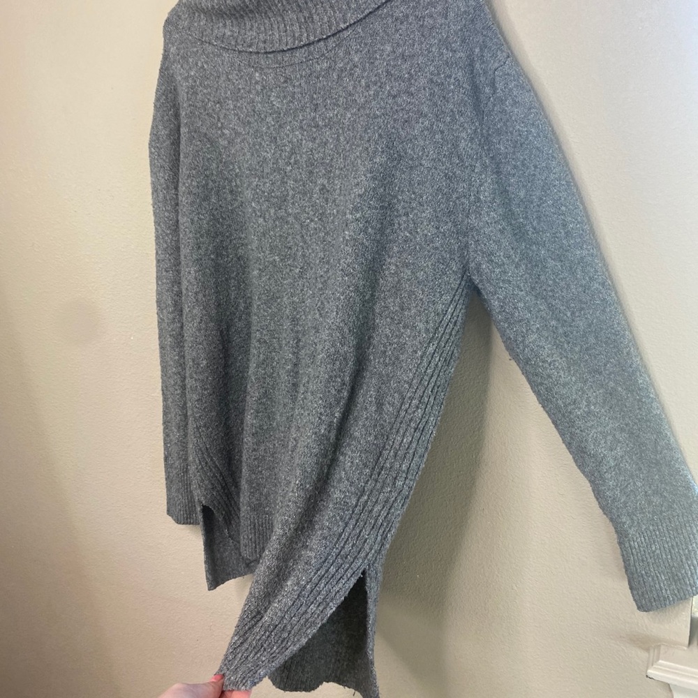 Oversized Sweater - Picture 3 of 3